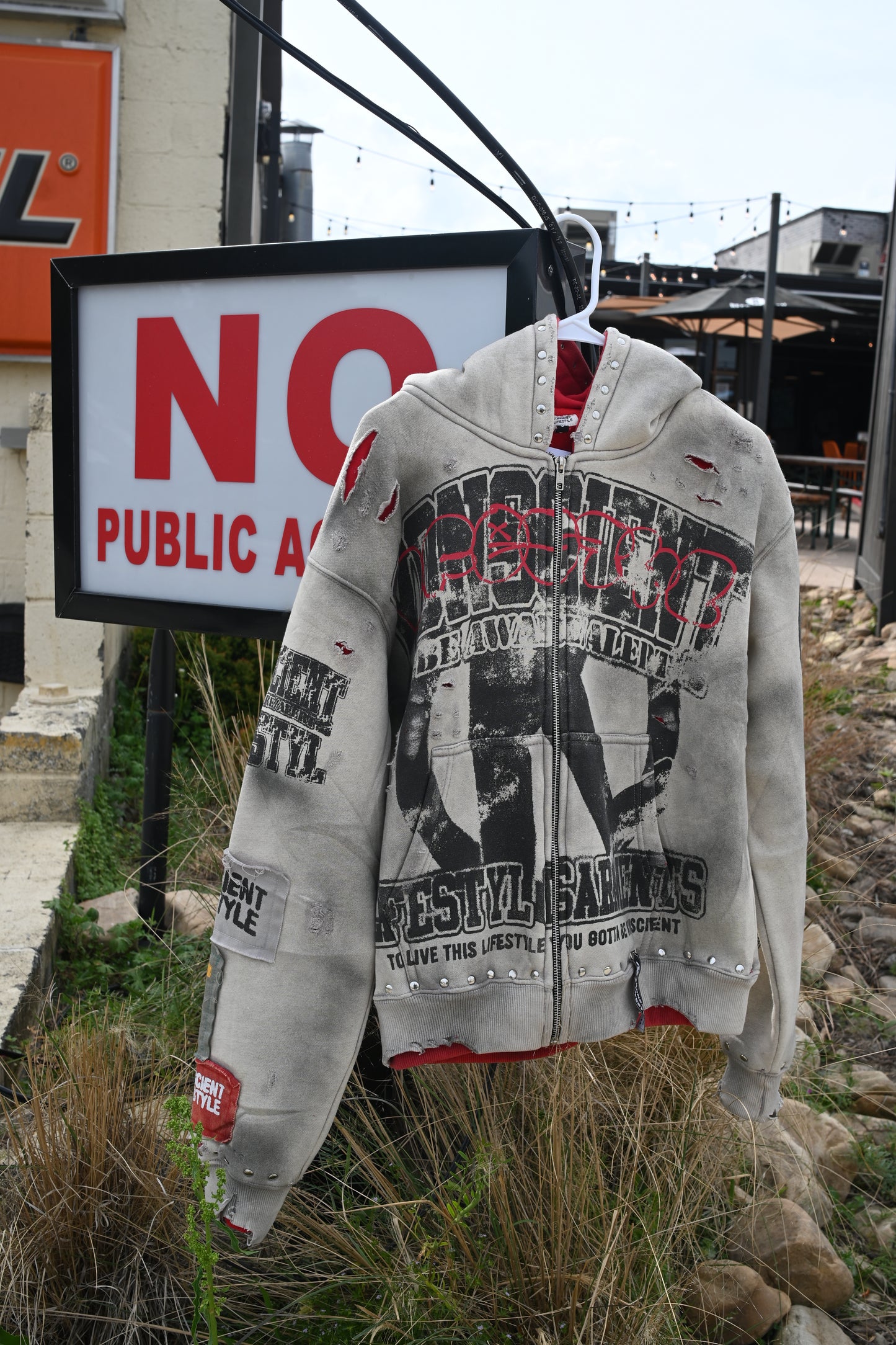 “AGED DISTRESSED” ZIP-UP HOODIE